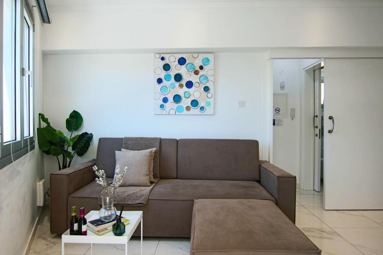 Phaedrus Living: Seaside Luxury Flat Lighthouse 66 Lejlighed Paphos Eksteriør billede